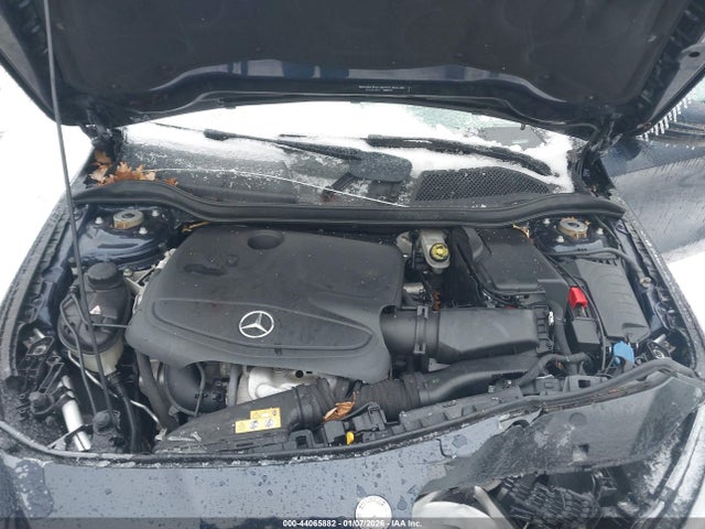 WDDSJ4GB5HN491299 Mercedes-Benz CLA 250 4MATIC