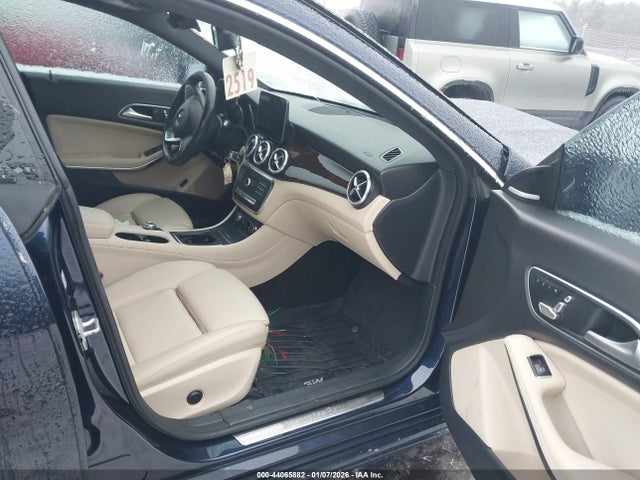 WDDSJ4GB5HN491299 Mercedes-Benz CLA 250 4MATIC