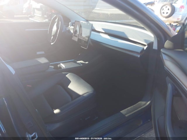 2021 TESLA MODEL 3 5YJ3E1EA7MF060502 Photo 4