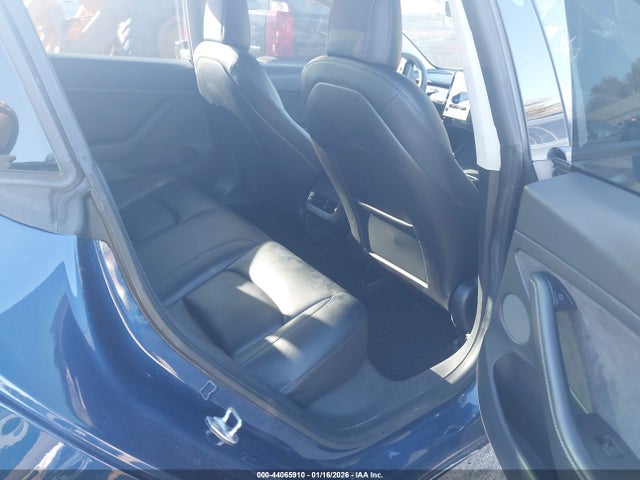 2021 TESLA MODEL 3 5YJ3E1EA7MF060502 Photo 7