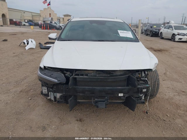 Hyundai Elantra Limited 2024 KMHLP4DG2RU662865 Image 13
