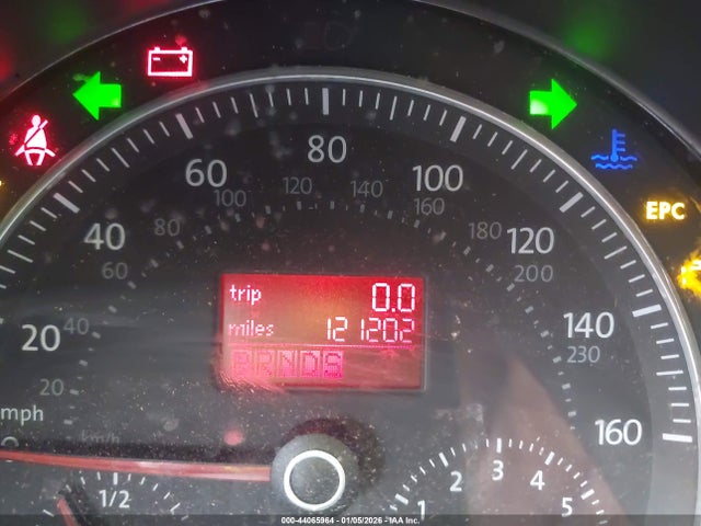 44065964 :رقم المزاد ، 3VWSW31CX6M419848 vin ، 2006 Volkswagen New Beetle 2.5 مزاد بيع