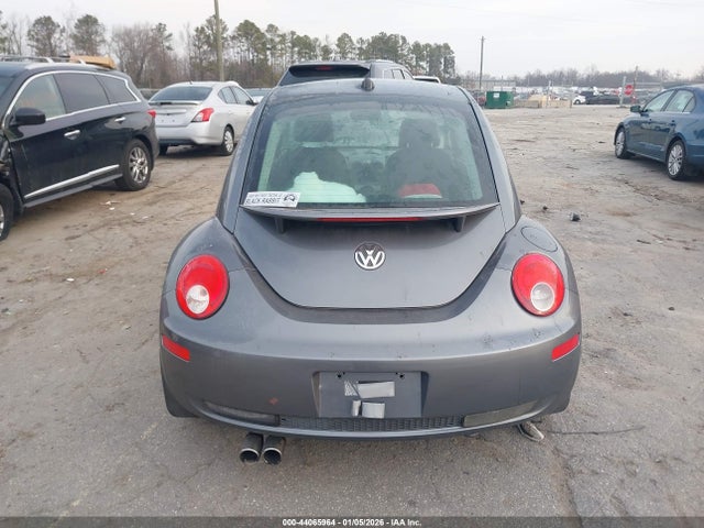 44065964 :رقم المزاد ، 3VWSW31CX6M419848 vin ، 2006 Volkswagen New Beetle 2.5 مزاد بيع