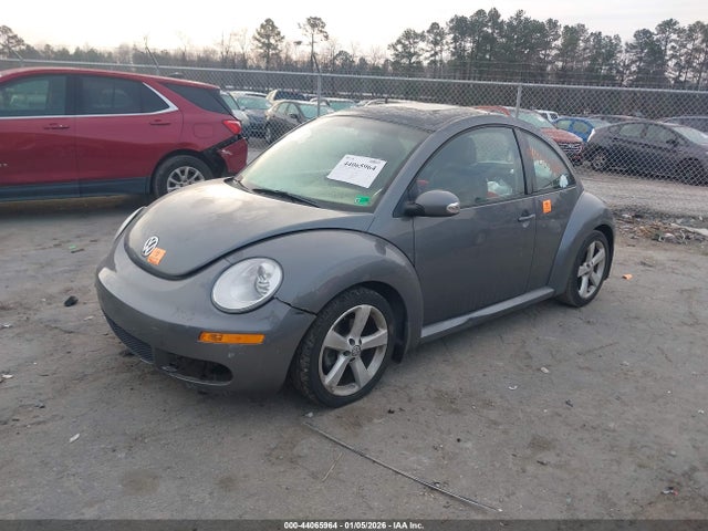 44065964 :رقم المزاد ، 3VWSW31CX6M419848 vin ، 2006 Volkswagen New Beetle 2.5 مزاد بيع