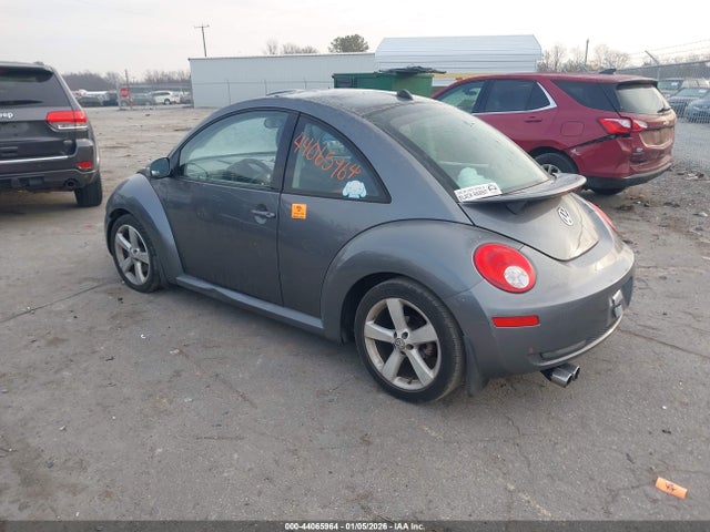 44065964 :رقم المزاد ، 3VWSW31CX6M419848 vin ، 2006 Volkswagen New Beetle 2.5 مزاد بيع