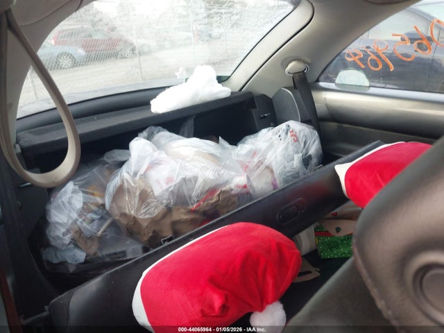 44065964 :رقم المزاد ، 3VWSW31CX6M419848 vin ، 2006 Volkswagen New Beetle 2.5 مزاد بيع