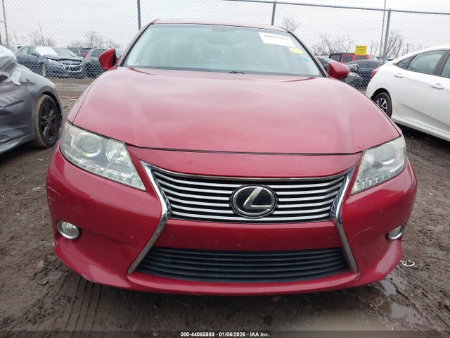 44065989 :رقم المزاد ، JTHBK1GG5D2078584 vin ، 2013 Lexus Es 350 مزاد بيع