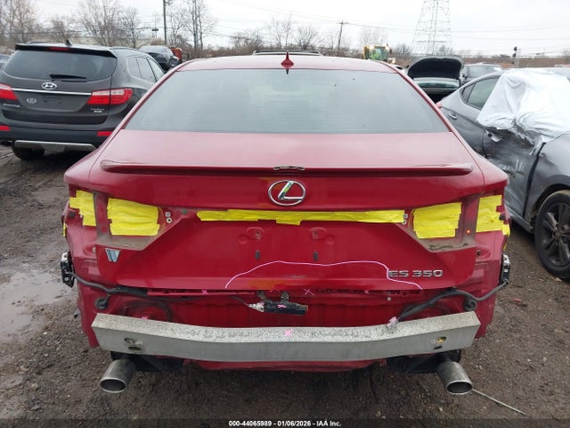 44065989 :رقم المزاد ، JTHBK1GG5D2078584 vin ، 2013 Lexus Es 350 مزاد بيع