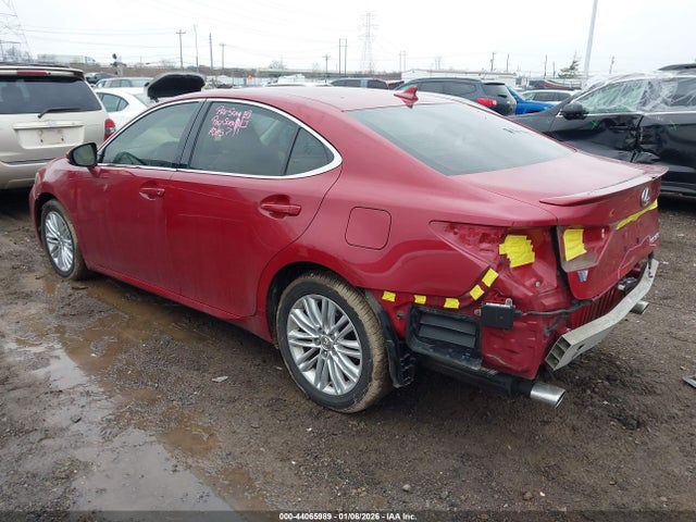 44065989 :رقم المزاد ، JTHBK1GG5D2078584 vin ، 2013 Lexus Es 350 مزاد بيع