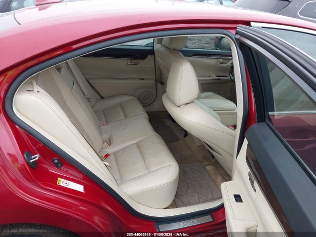 44065989 :رقم المزاد ، JTHBK1GG5D2078584 vin ، 2013 Lexus Es 350 مزاد بيع