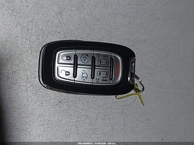 2017 CHRYSLER PACIFICA HYBRID 2C4RC1N70HR710950 Photo 10