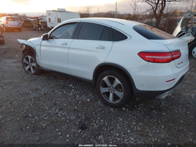 Продаж на аукціоні авто 2019 Mercedes-benz Glc 300 Coupe 4matic, vin: WDC0J4KB9KF512692, номер лоту: 44066057