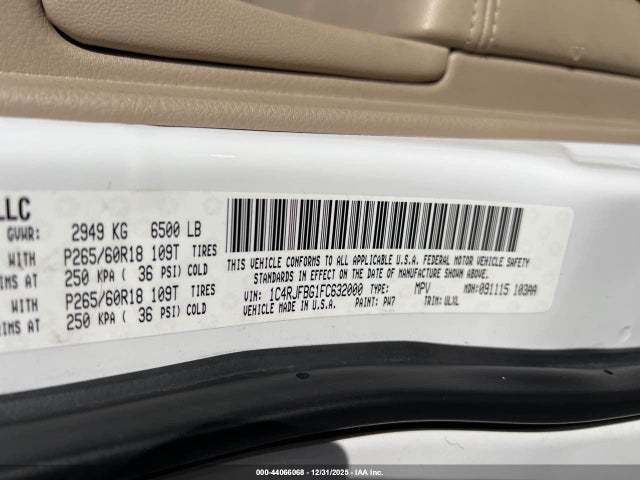 2015 Jeep Grand Cherokee Limited მანქანა იყიდება აუქციონზე, vin: 1C4RJFBG1FC632000, აუქციონის ნომერი: 44066068