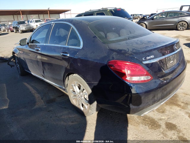 2017 MERCEDES-BENZ C 300 55SWF4KBXHU227061 Photo 2