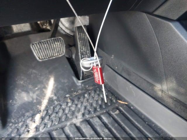 5NMS2DAJ2NH393444 Hyundai Santa Fe Sel