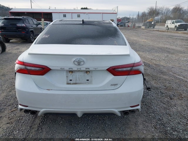 Toyota CAMRY XSE 2022 4T1K61AK9NU033992 Image 16