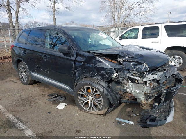 2016 MITSUBISHI OUTLANDER JA4AZ3A31GZ021427 Photo 0