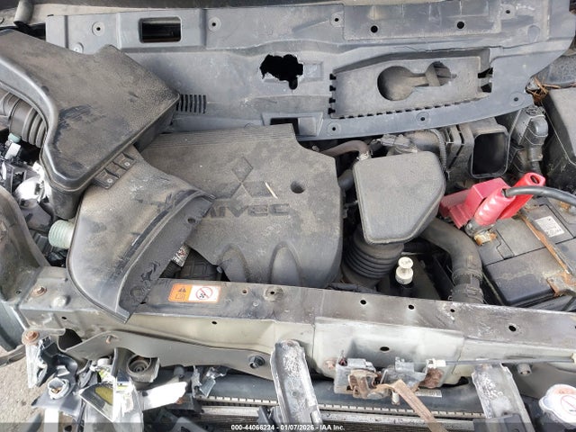 2016 MITSUBISHI OUTLANDER JA4AZ3A31GZ021427 Photo 9