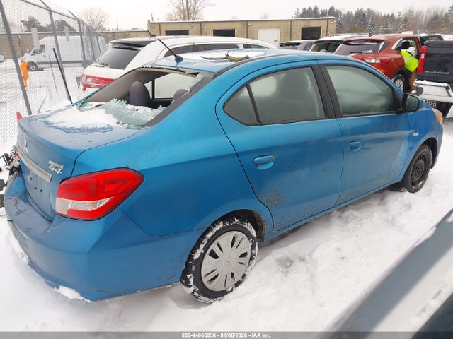 2018 MITSUBISHI MIRAGE G4 ML32F3FJ0JHF14366 Photo 3