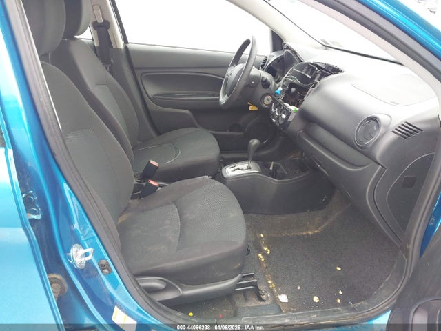 2018 MITSUBISHI MIRAGE G4 ML32F3FJ0JHF14366 Photo 4