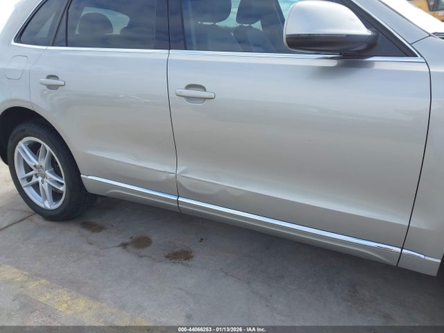 44066253 :رقم المزاد ، WA1LFAFPXEA092834 vin ، 2014 Audi Q5 2.0t Premium مزاد بيع