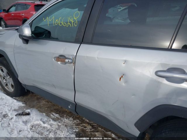 2022 TOYOTA RAV4 2T3W1RFV8NW201937 Photo 5