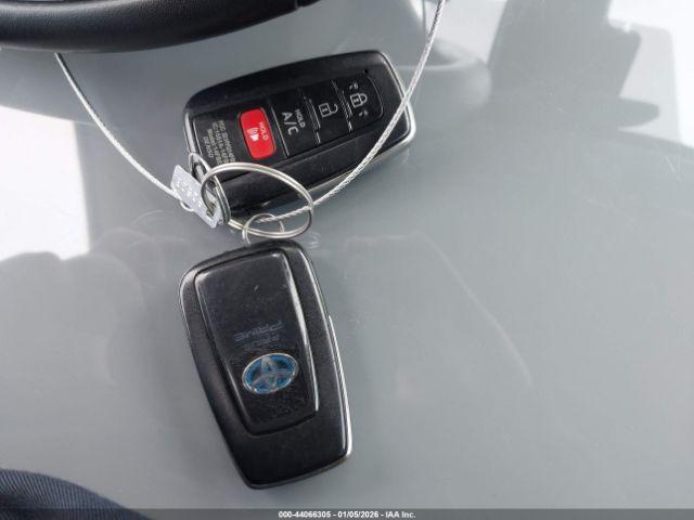 2017 TOYOTA PRIUS PRIME JTDKARFP5H3002531 Photo 10