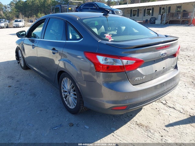 Aukcja sprzedaży 2014 Ford Focus Titanium, vin: 1FADP3J25EL395772, numer aukcji: 44066307