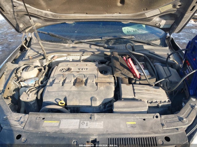 2015 VOLKSWAGEN PASSAT 1VWCV7A31FC068263 Photo 9