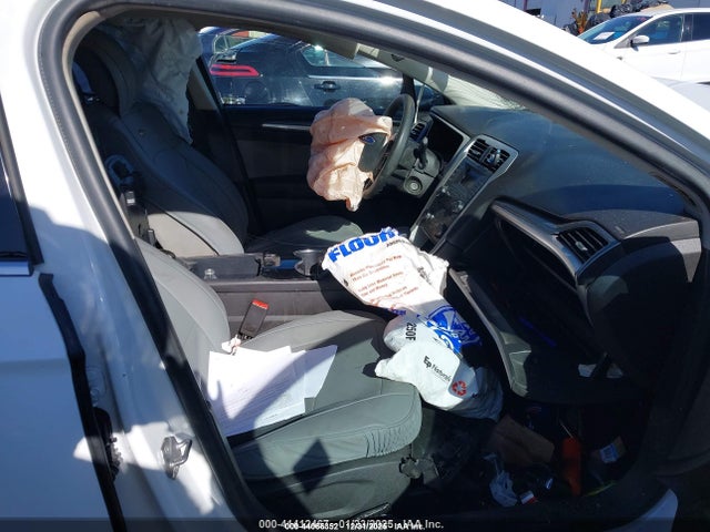 3FA6P0G7XER158108 Ford FUSION S