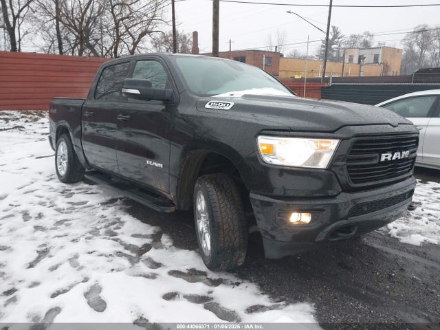 2019 RAM 1500 1C6SRFFT1KN885924