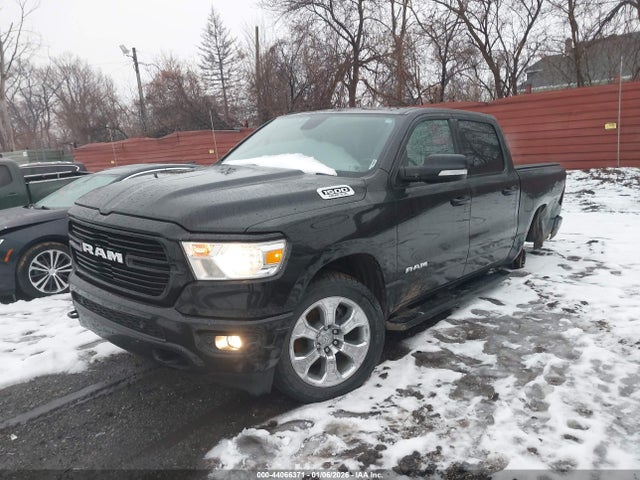 2019 RAM 1500 1C6SRFFT1KN885924 Photo 1