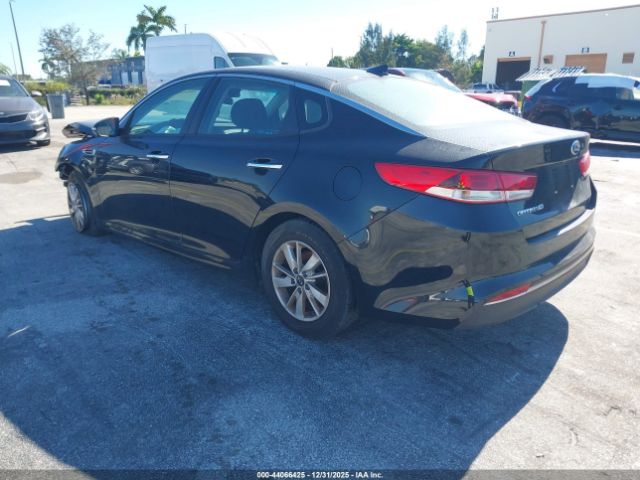 2018 KIA OPTIMA 5XXGT4L32JG204804 Photo 2