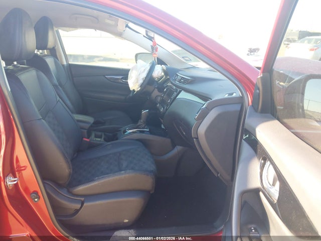 JN1BJ1BV6NW348798 Nissan Rogue Sport Sv Fwd Xtronic Cvt