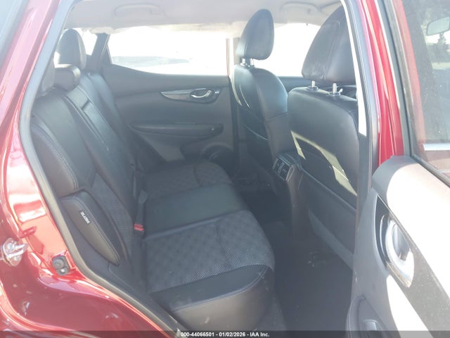 JN1BJ1BV6NW348798 Nissan Rogue Sport Sv Fwd Xtronic Cvt
