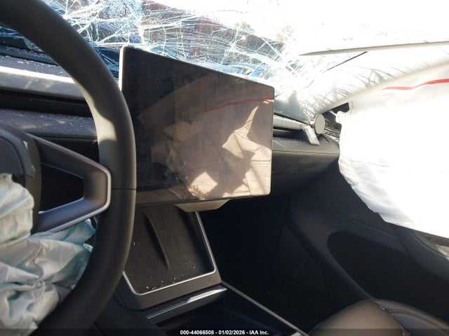 2026 TESLA MODEL Y 7SAYGDED8TA442810 Photo 6