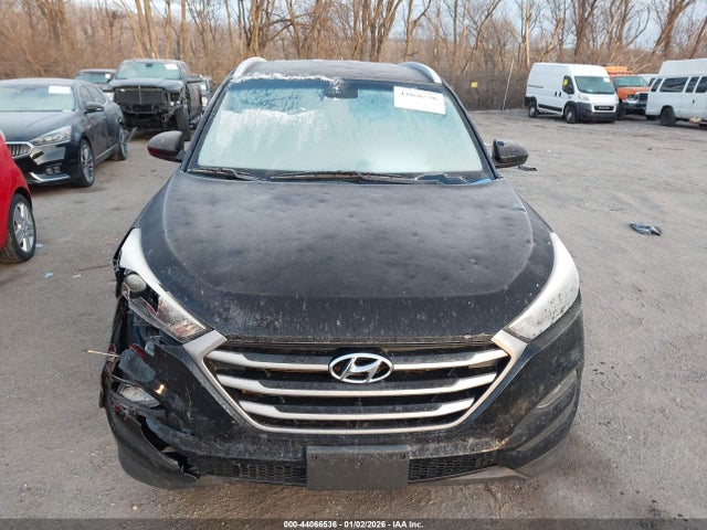 2018 Hyundai Tucson Sel მანქანა იყიდება აუქციონზე, vin: KM8J33A43JU750951, აუქციონის ნომერი: 44066536