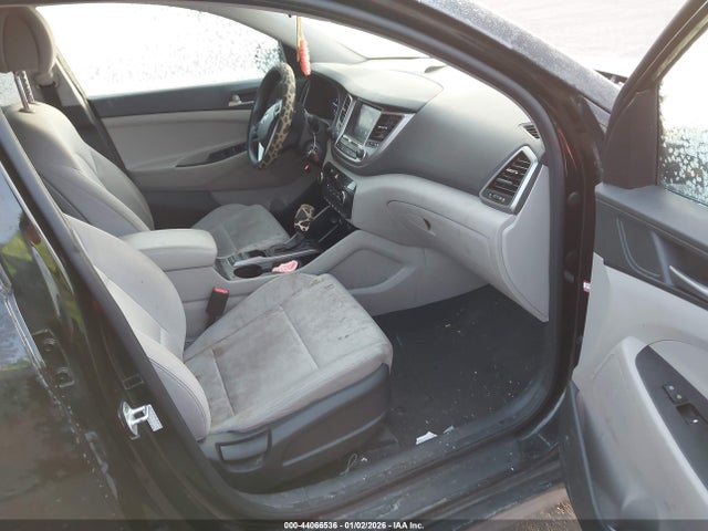 2018 Hyundai Tucson Sel მანქანა იყიდება აუქციონზე, vin: KM8J33A43JU750951, აუქციონის ნომერი: 44066536