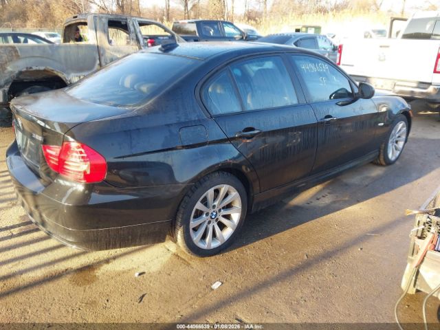 2011 BMW 328I WBAPH7C53BE681751 Photo 3
