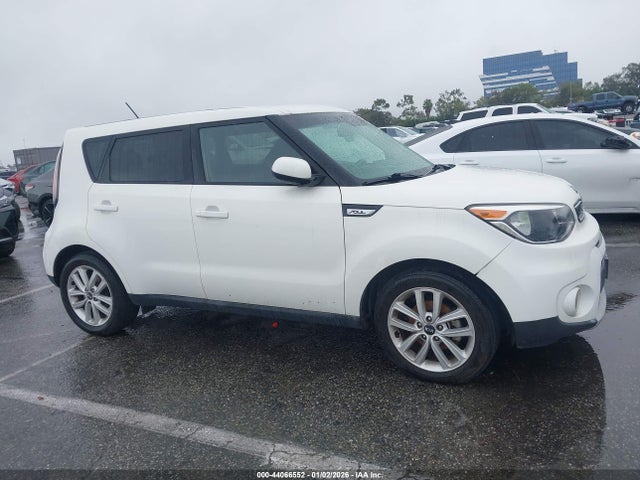 KIA SOUL + 2019 KNDJP3A59K7699909 Image 12