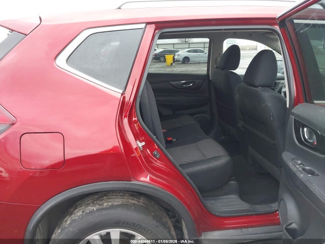 5N1AT2MV0JC704515 Nissan ROGUE SV