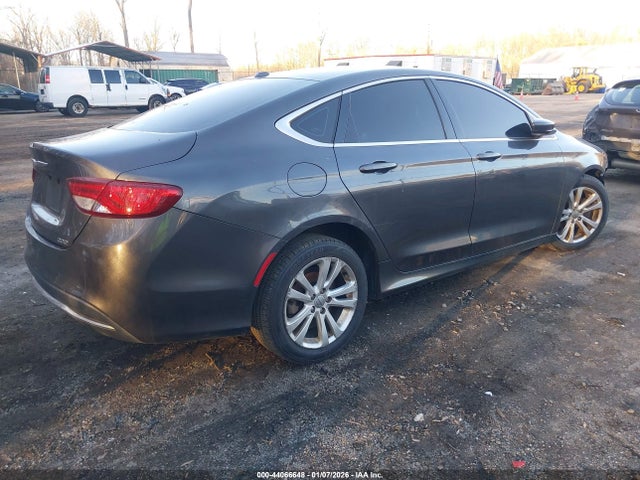 2015 Chrysler 200 Limited მანქანა იყიდება აუქციონზე, vin: 1C3CCCAB7FN714620, აუქციონის ნომერი: 44066648