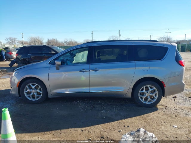 Chrysler Pacifica Touring-l 2017 2C4RC1BG6HR795037 Image 14