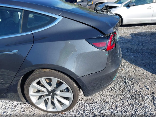 Tesla Model 3 Long Range/standard 2017 5YJ3E1EA4HF000439 Image 15