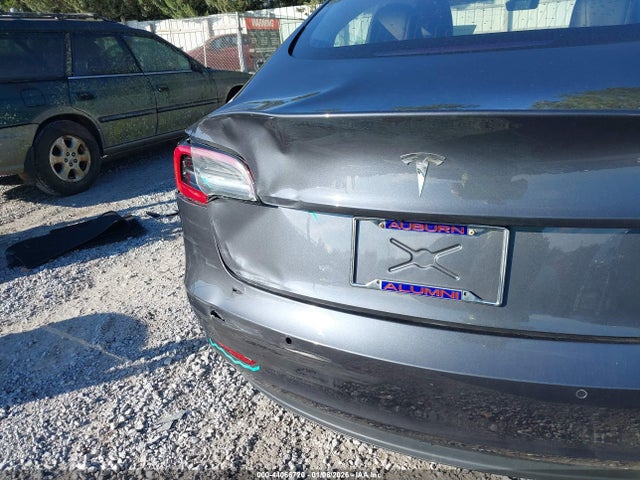 Tesla Model 3 Long Range/standard 2017 5YJ3E1EA4HF000439 Image 18