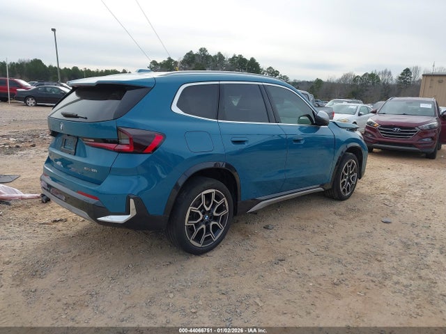 2023 BMW X1 WBX73EF00P5X97067 Photo 3