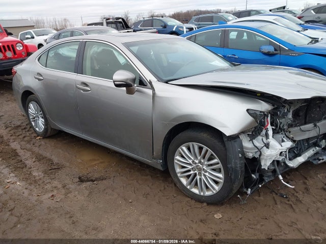 2015 Lexus Es 350 მანქანა იყიდება აუქციონზე, vin: JTHBK1GG3F2195955, აუქციონის ნომერი: 44066754