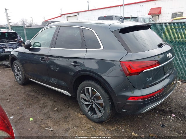 2021 AUDI Q5 WA1BAAFYXM2126668 Photo 2