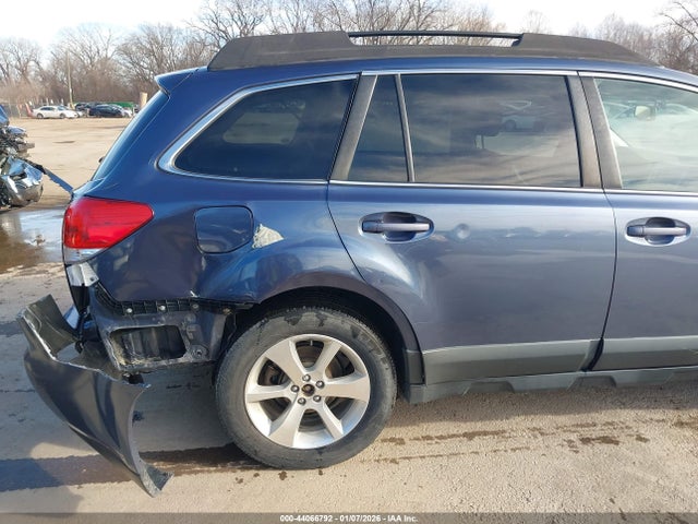 Продаж на аукціоні авто 2013 Subaru Outback 2.5i Limited, vin: 4S4BRBKC2D3258232, номер лоту: 44066792