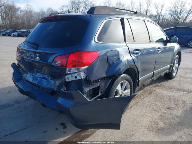 Продаж на аукціоні авто 2013 Subaru Outback 2.5i Limited, vin: 4S4BRBKC2D3258232, номер лоту: 44066792
